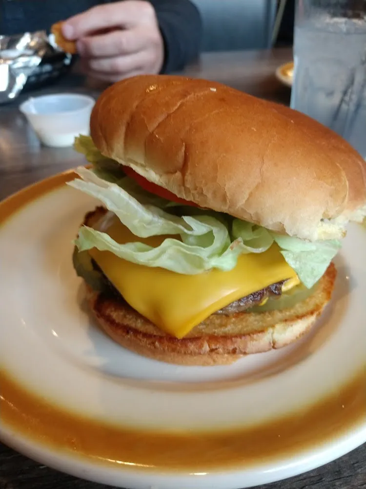 1 4 lb Cheeseburger